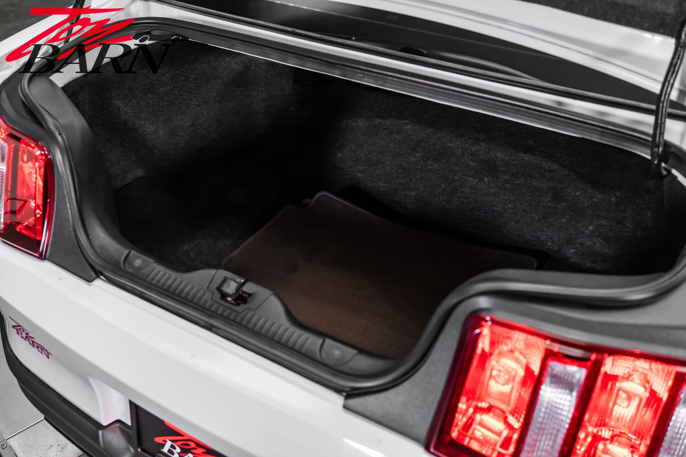 Used 2012 Ford Mustang GT Premium image 41