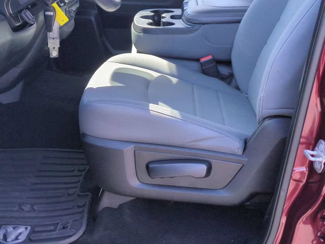 Used 2018 RAM 1500 Express RWD image 16