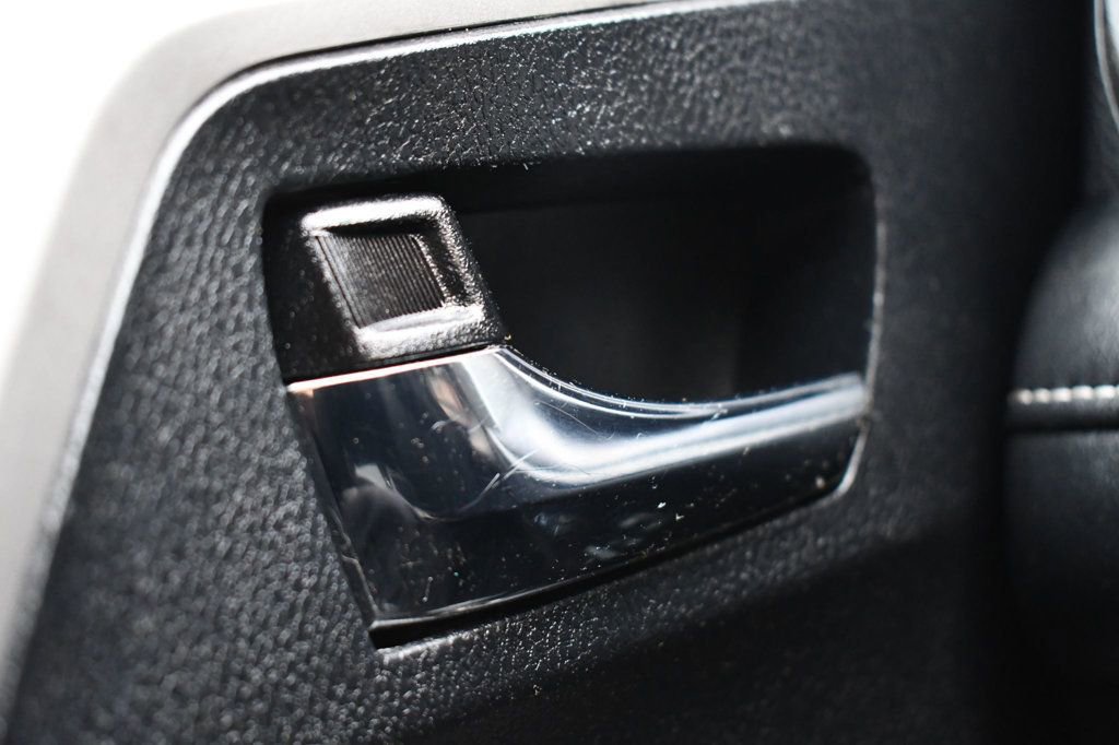 Used 2018 Toyota RAV4 XLE w/ Plus Extra Value Package image 38