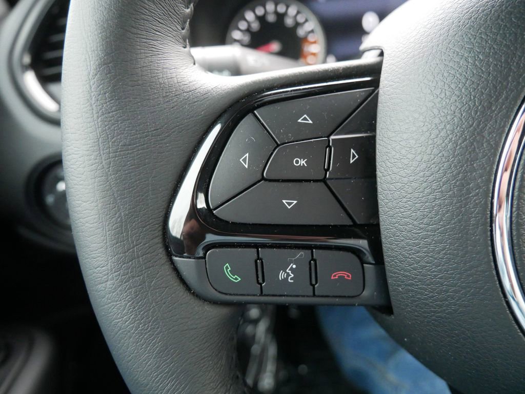 Used 2022 Jeep Renegade Altitude w/ Convenience Group image 27