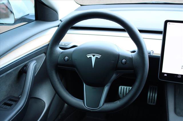 Used 2022 Tesla Model 3 Performance AWD/4WD image 19