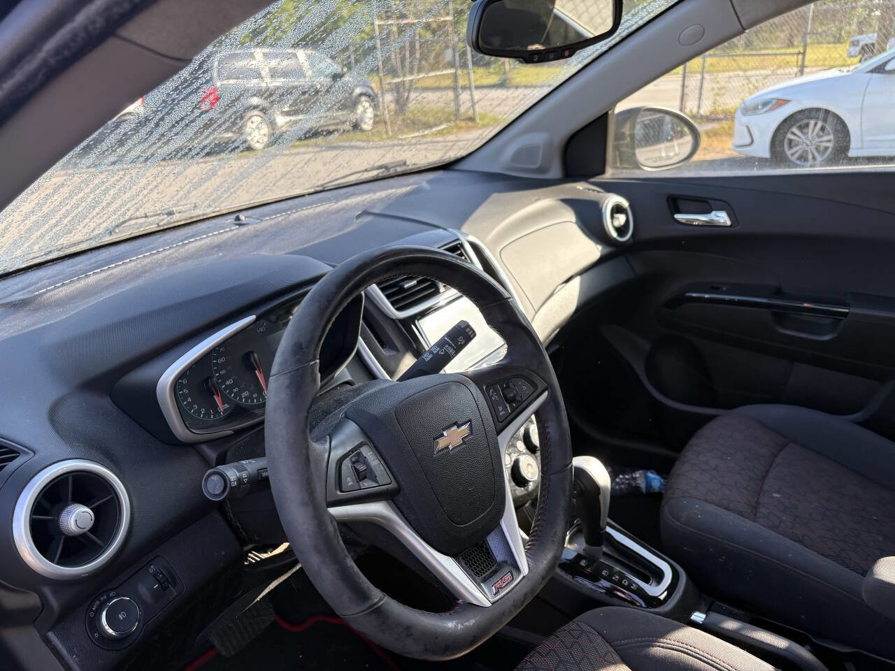 Used 2017 Chevrolet Sonic LT w/ Convenience Package FWD image 9