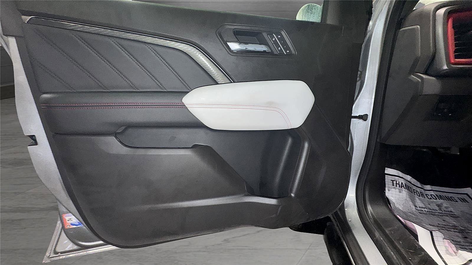 New 2025 GMC Canyon AT4 w/ AT4X AEV Edition image 21