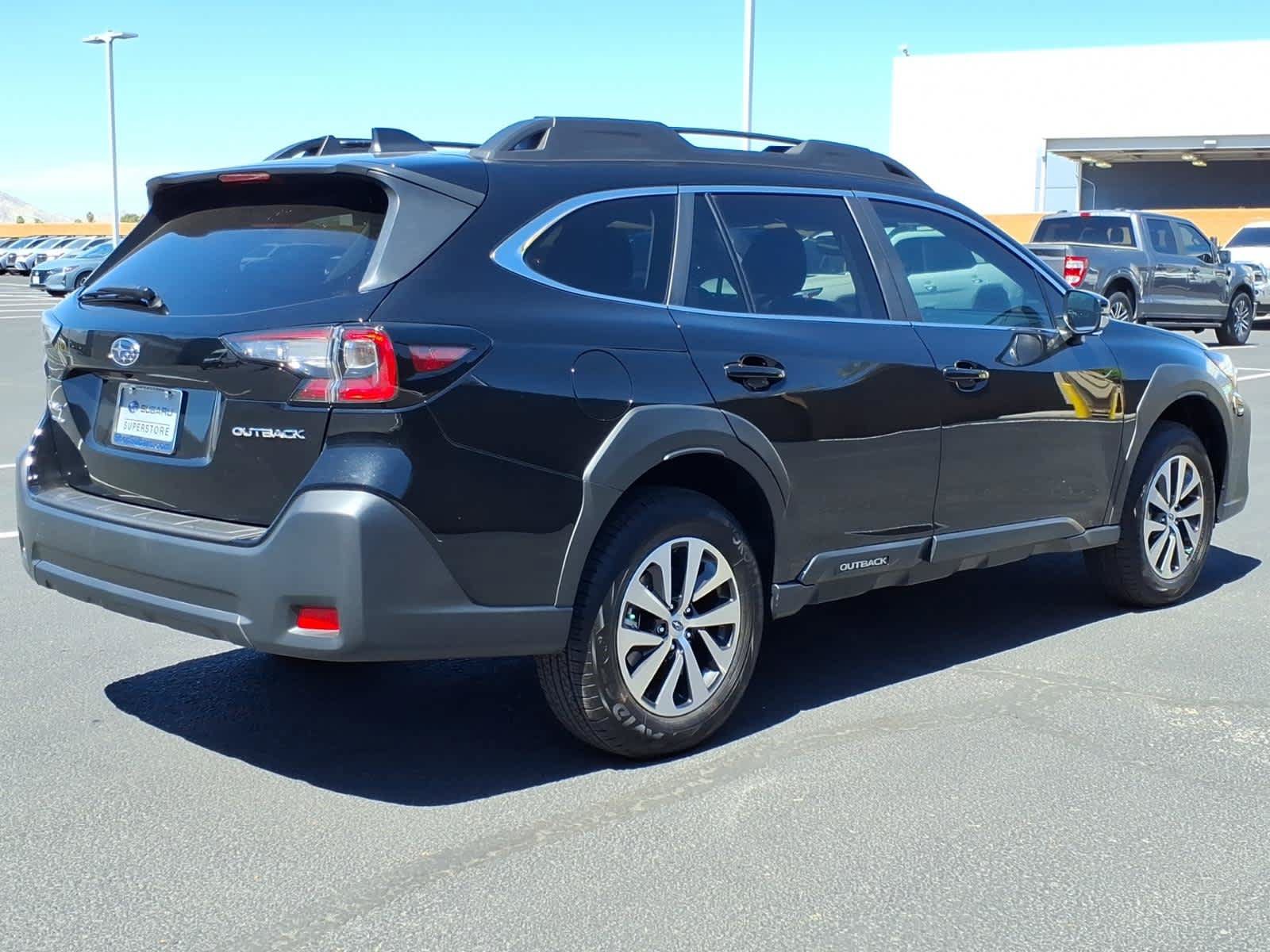Used 2025 Subaru Outback Premium w/ Popular Package #1A AWD/4WD image 6