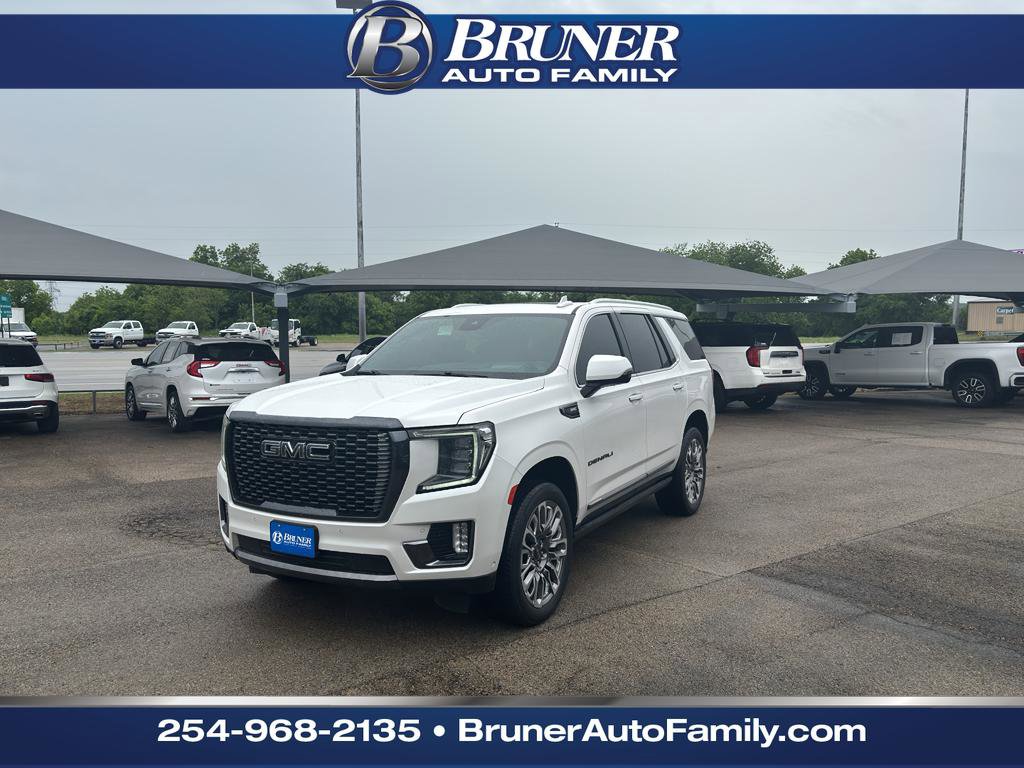 Certified 2023 GMC Yukon Denali Ultimate AWD/4WD image 1