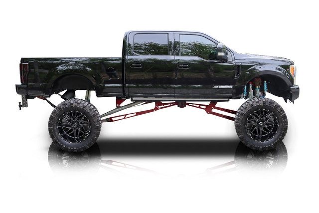 Used 2017 Ford F250 Platinum w/ Platinum Ultimate Package AWD/4WD image 2
