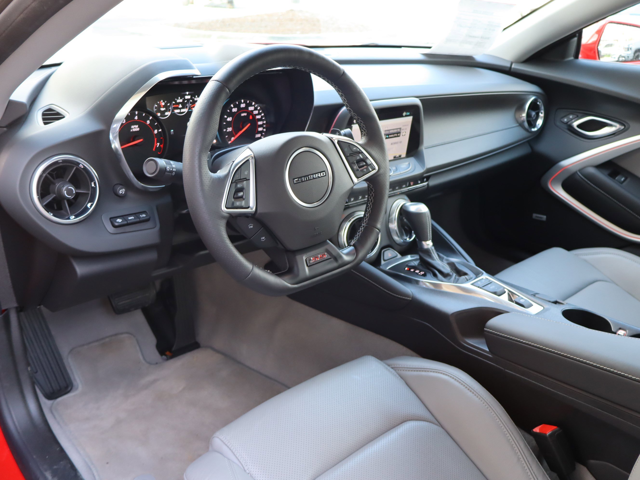 Used 2018 Chevrolet Camaro SS image 12