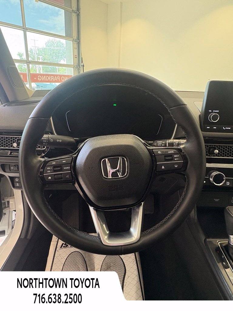 Used 2024 Honda Civic EX-L image 16