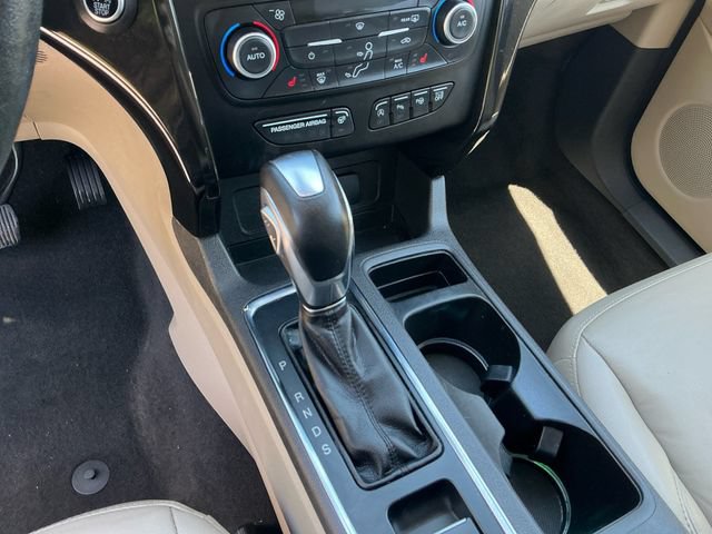 Used 2019 Ford Escape Titanium AWD/4WD image 11