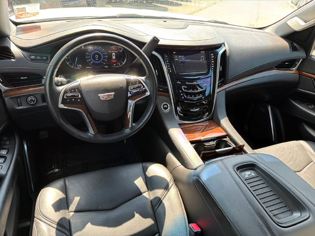 Used 2019 Cadillac Escalade Luxury RWD image 22