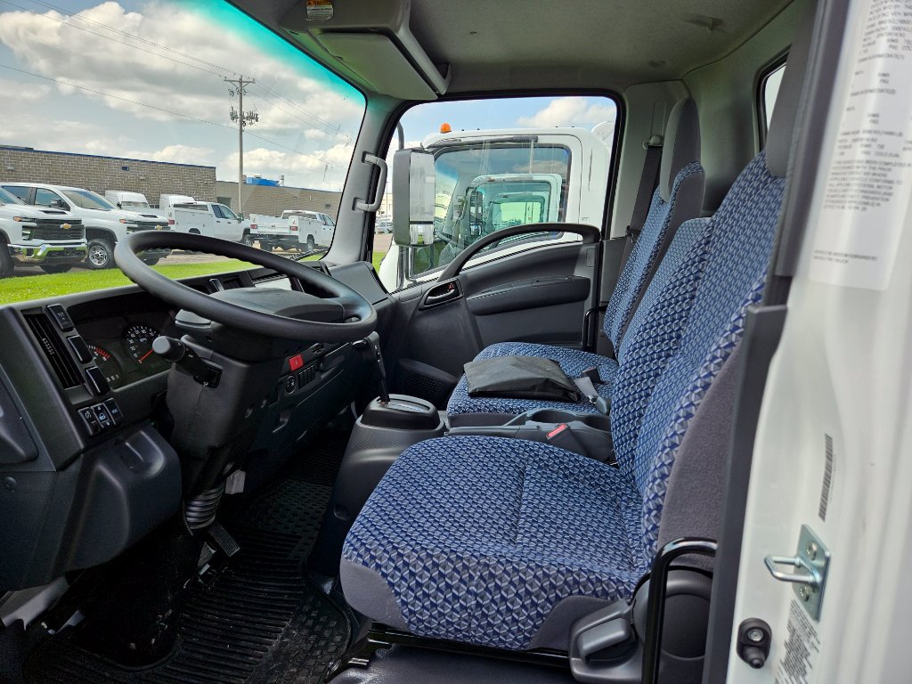 New 2024 Chevrolet Low Cab Forward 5500XG RWD image 11