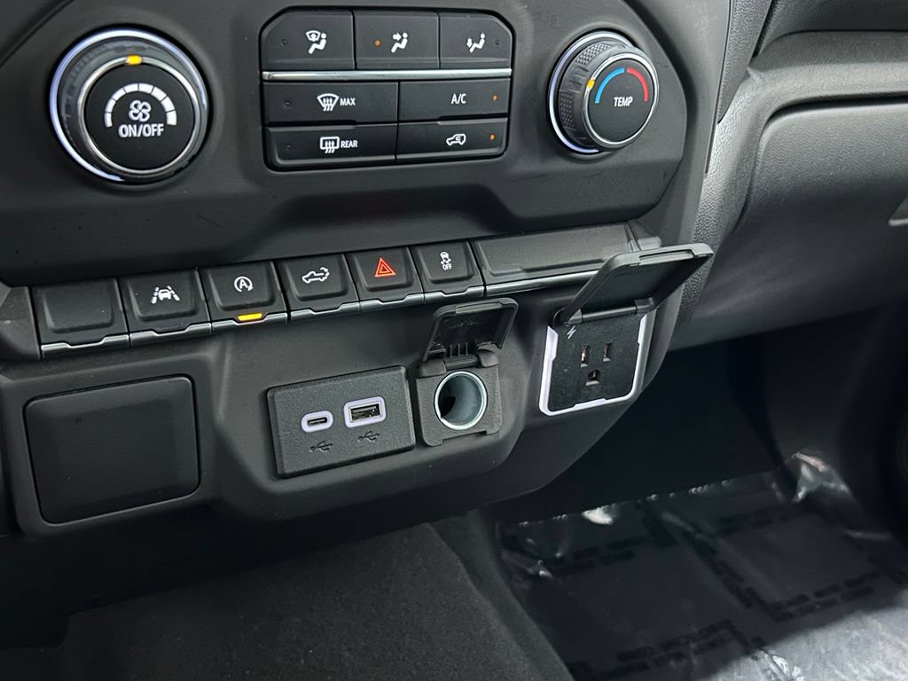 Used 2025 Chevrolet Silverado 1500 Custom w/ Turbomax Blackout Package AWD/4WD image 40