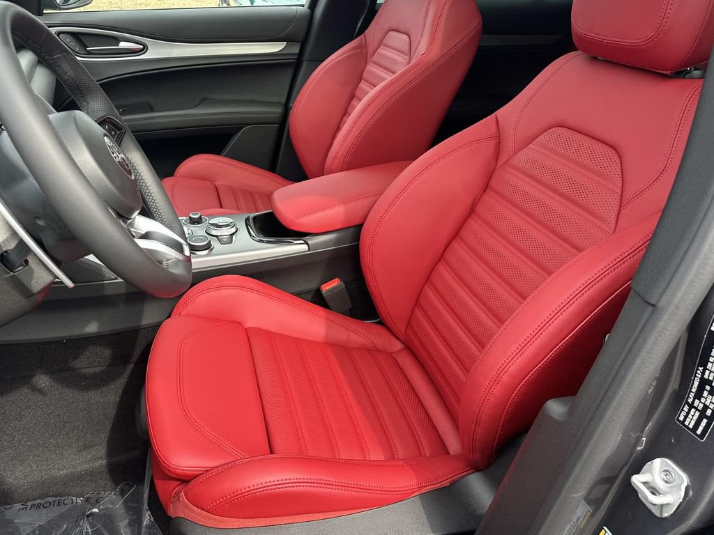 New 2026 Alfa Romeo Stelvio Sprint AWD/4WD image 15