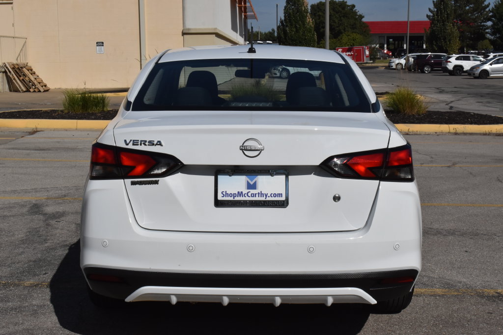 Used 2025 Nissan Versa S FWD image 8