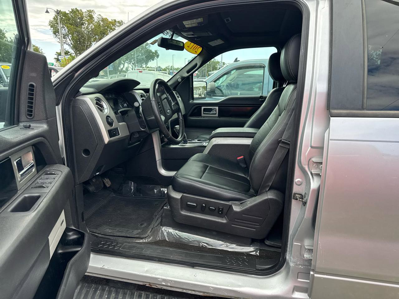 Used 2012 Ford F150 FX4 w/ FX Luxury Pkg AWD/4WD image 8