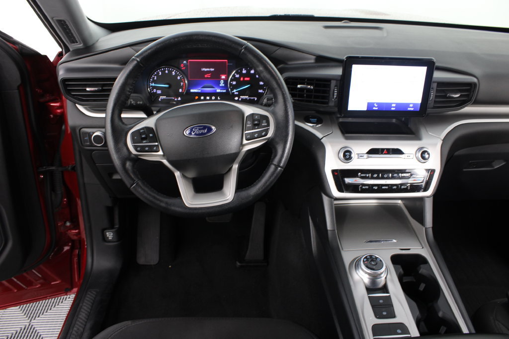 Used 2022 Ford Explorer XLT RWD image 11
