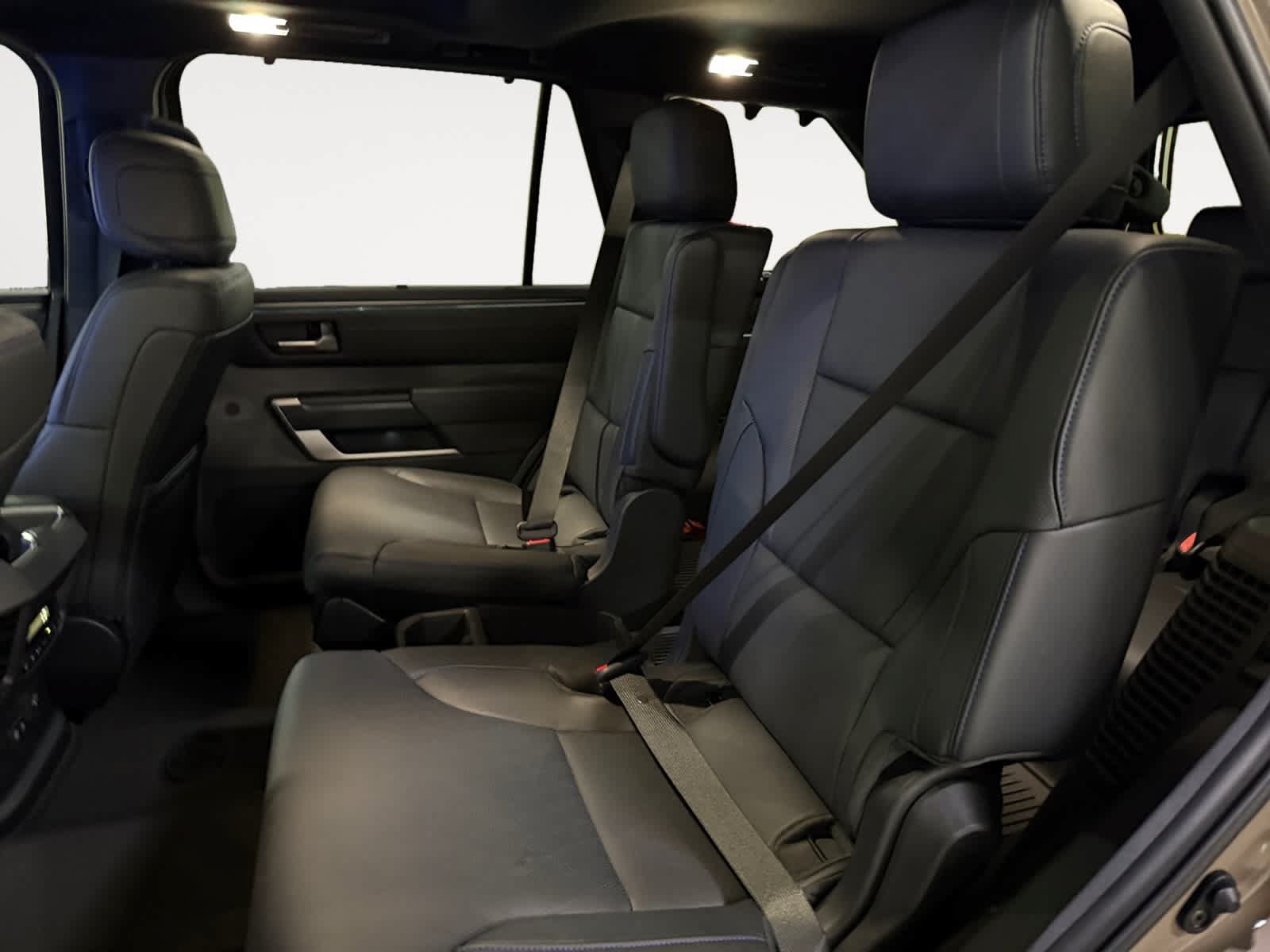 New 2026 Toyota Sequoia Platinum AWD/4WD image 17