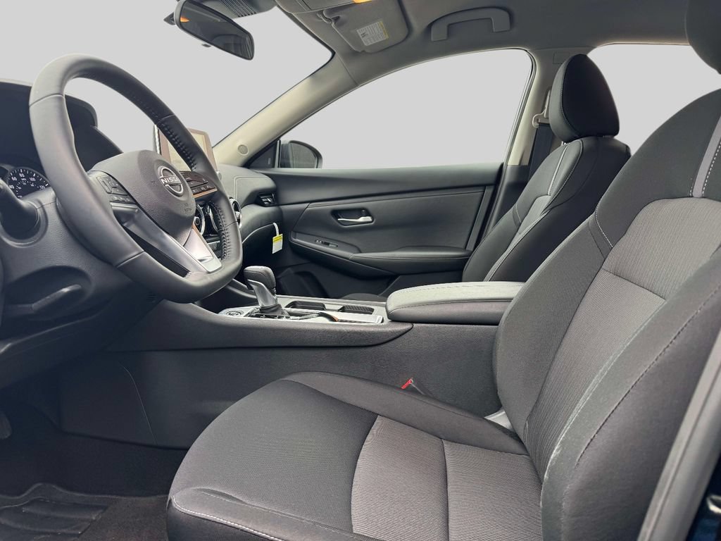 Used 2025 Nissan Sentra SV w/ All-Weather Package FWD image 14