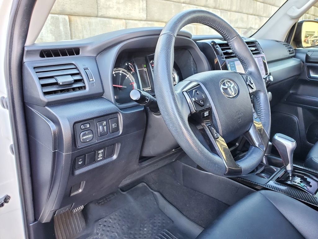 Used 2020 Toyota 4Runner TRD Off-Road Premium image 19