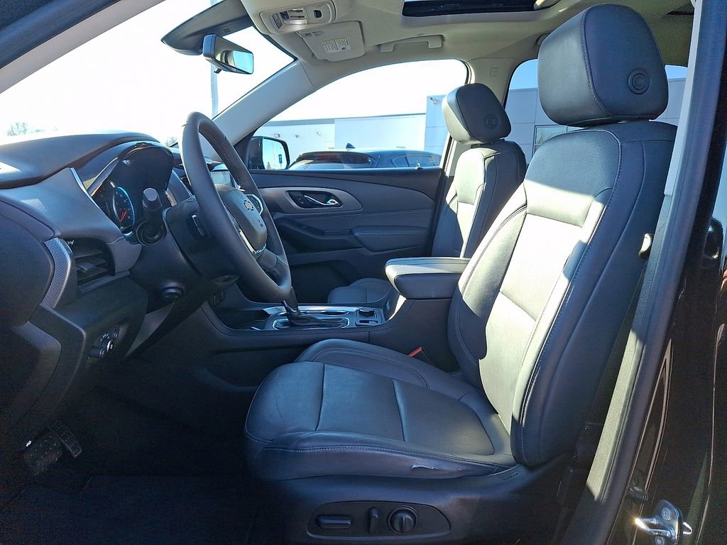 Used 2018 Chevrolet Traverse Premier image 14