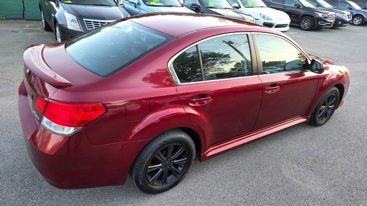 Used 2010 Subaru Legacy 2.5i Premium AWD/4WD image 15