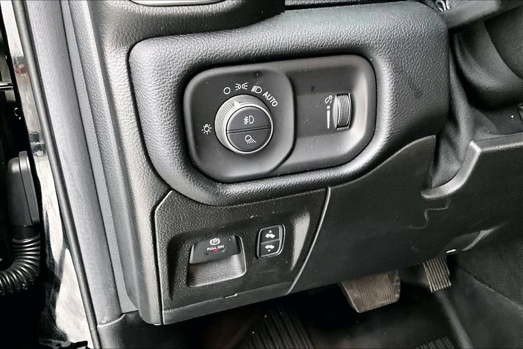 Used 2021 RAM 1500 Lone Star RWD image 32