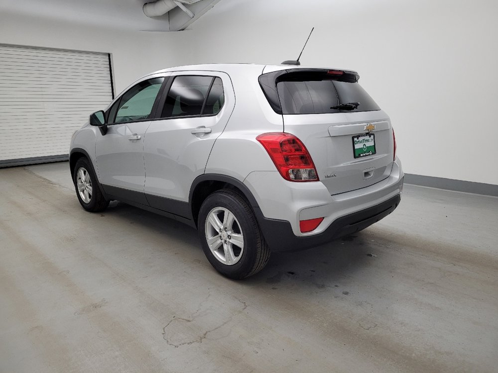 Used 2021 Chevrolet Trax LS w/ Tint and Cruise Package FWD image 3
