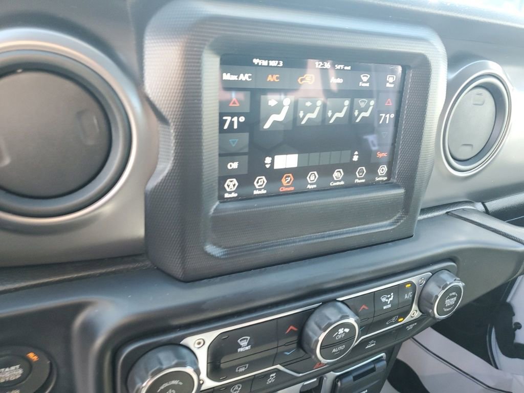 Used 2021 Jeep Wrangler Unlimited Sport image 18