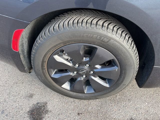 Used 2020 Chrysler Pacifica Touring-L w/ S Appearance Package FWD image 24