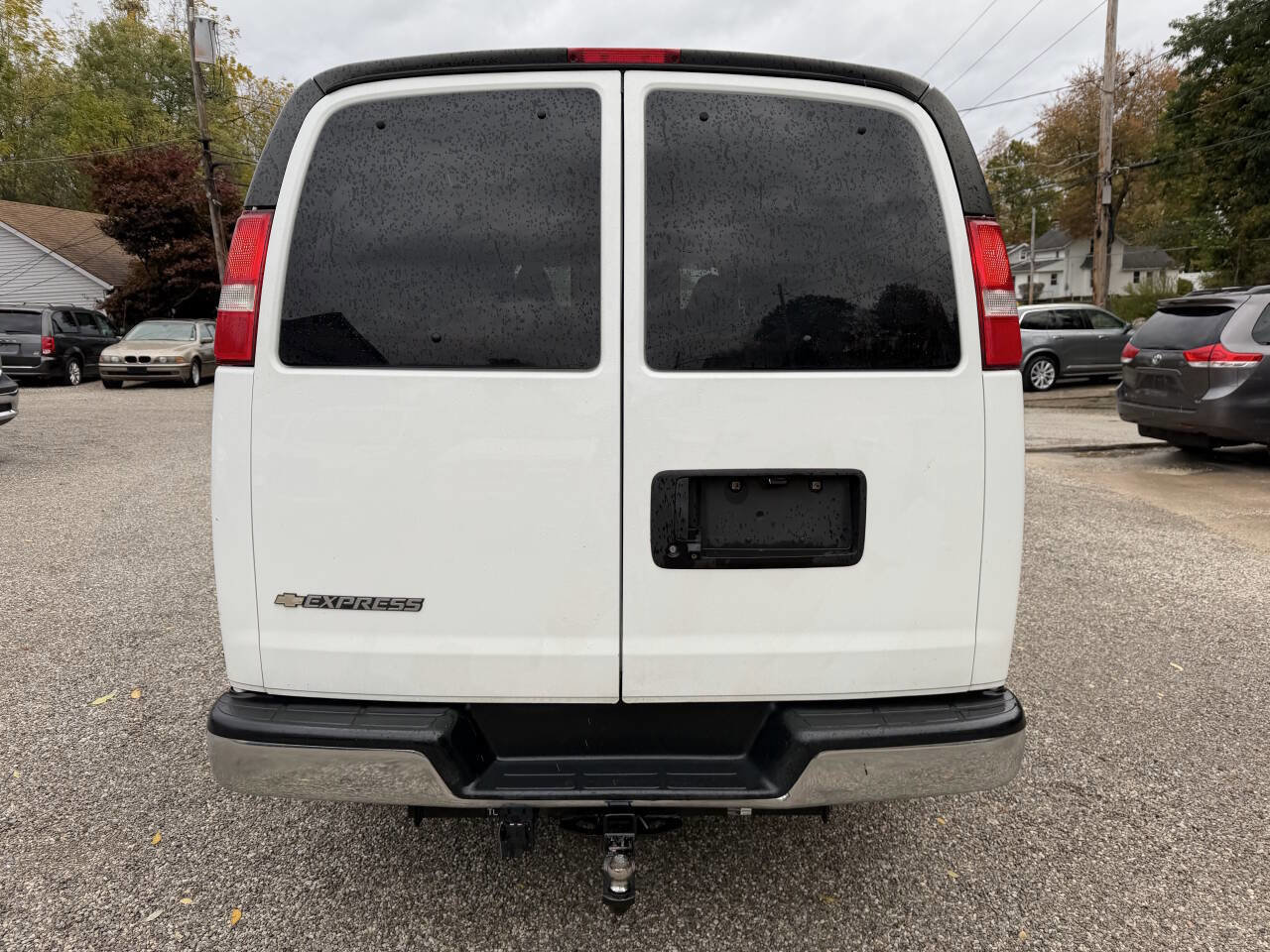 Used 2019 Chevrolet Express 3500 LT w/ LT Preferred Equipment Group image 9
