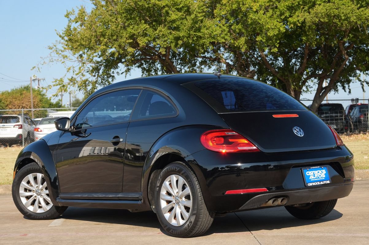 Used 2013 Volkswagen Beetle 2.5 FWD image 4