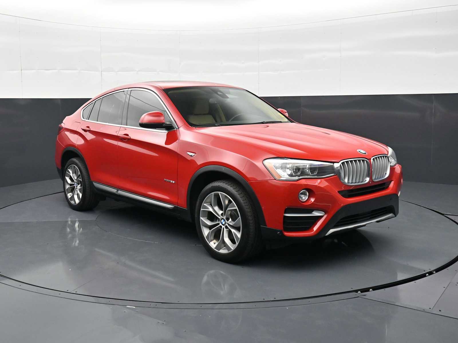 Used 2016 BMW X4 xDrive35i AWD/4WD image 3