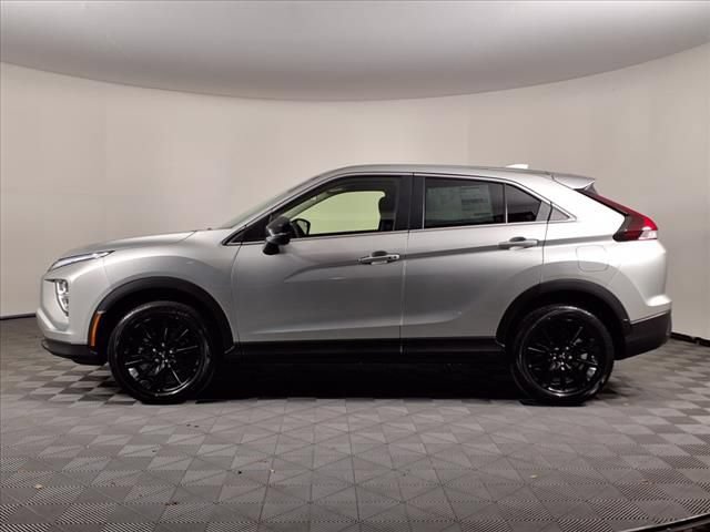Used 2025 Mitsubishi Eclipse Cross LE AWD/4WD image 4