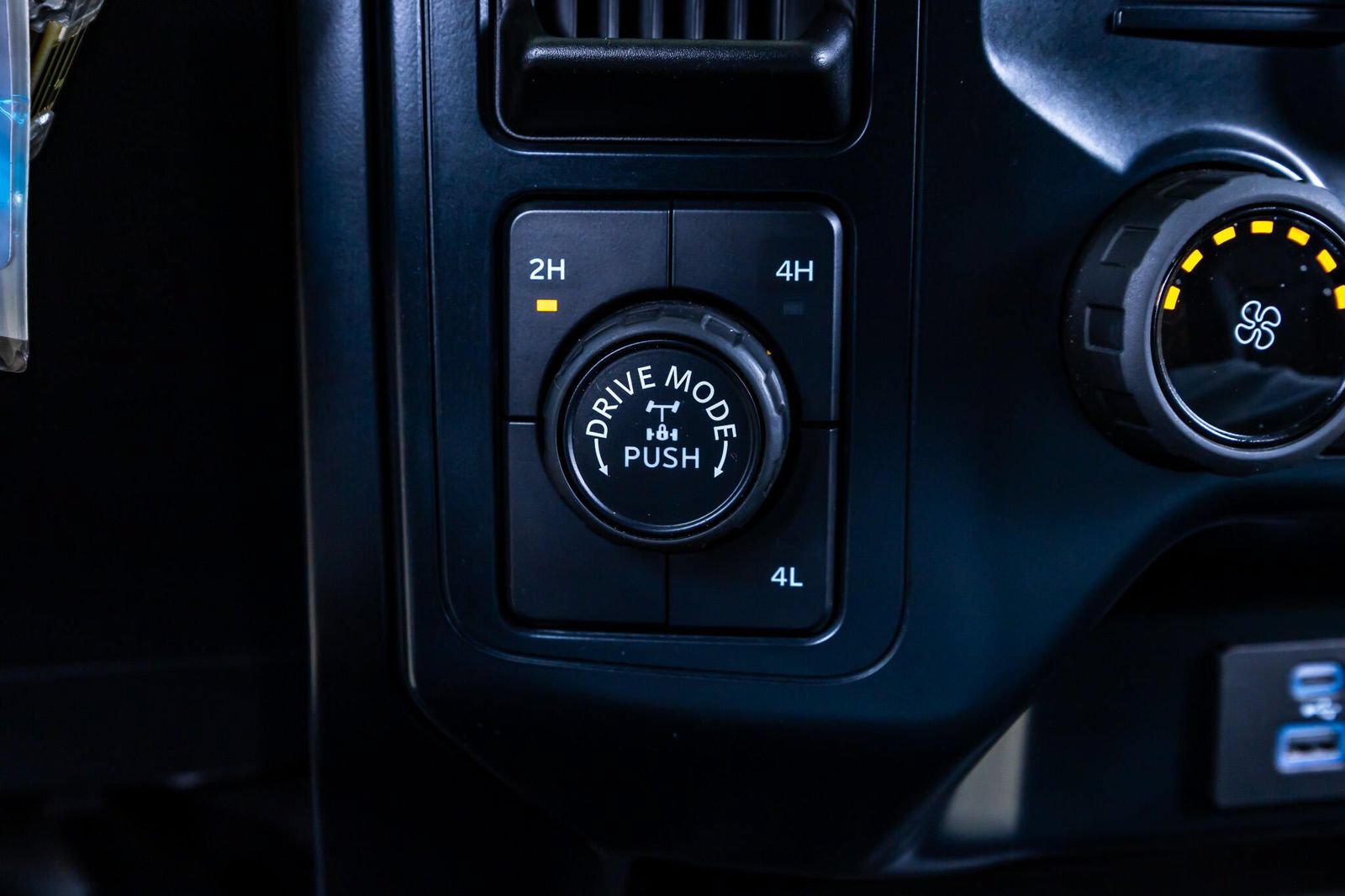 Used 2024 Ford F150 XL w/ Equipment Group 103A High AWD/4WD image 22