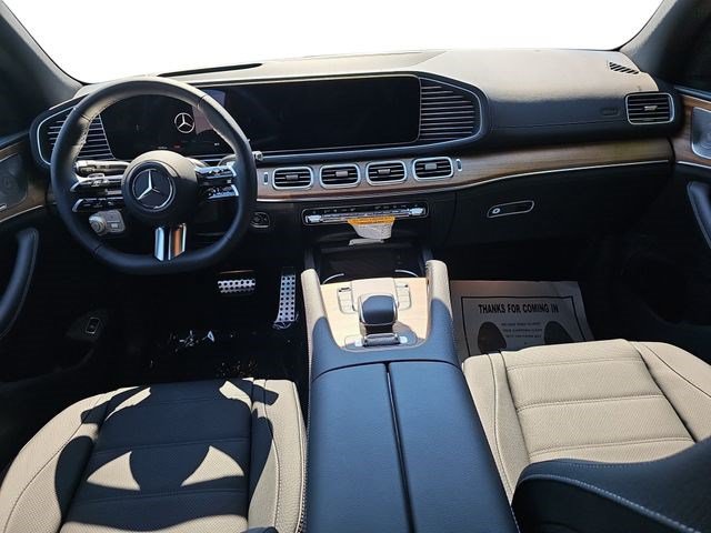 New 2026 Mercedes-Benz GLS 580 4MATIC image 9
