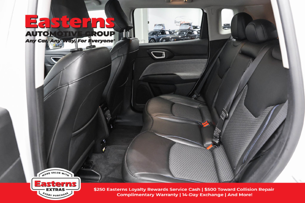 Used 2022 Jeep Compass Latitude w/ Convenience Group AWD/4WD image 22