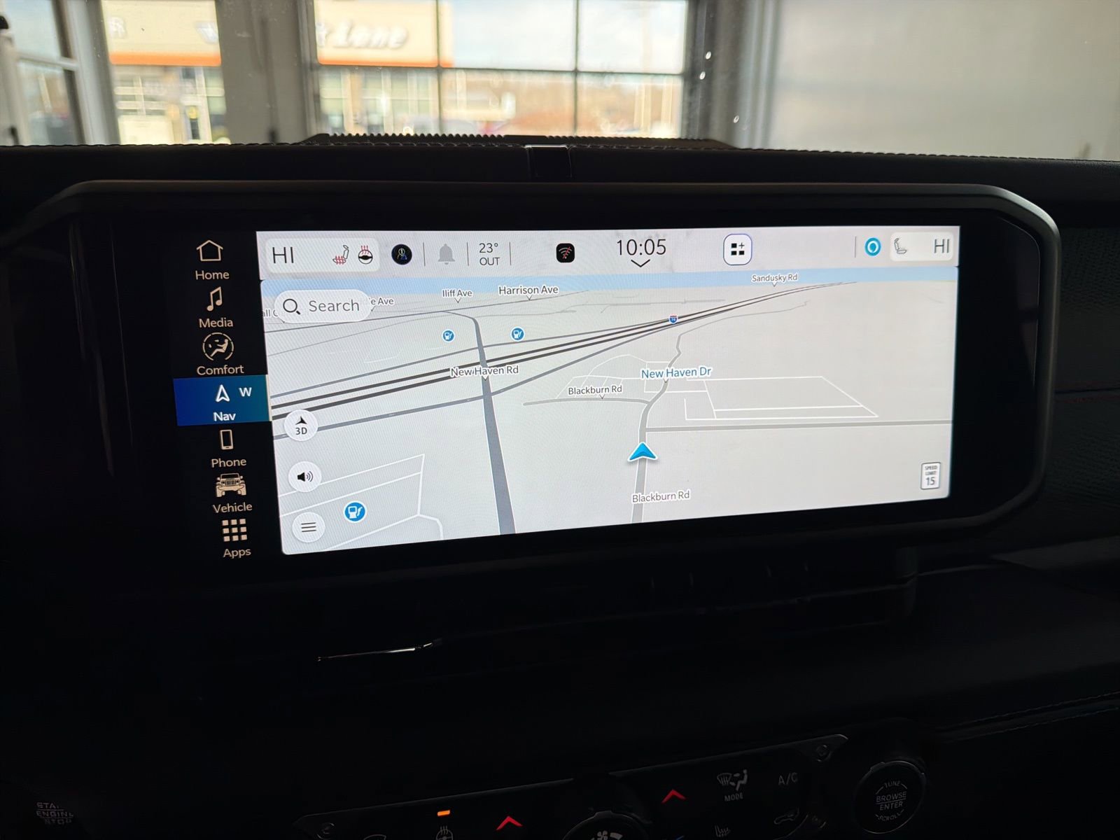 Used 2024 Jeep Wrangler Unlimited Rubicon w/ Technology Group image 28