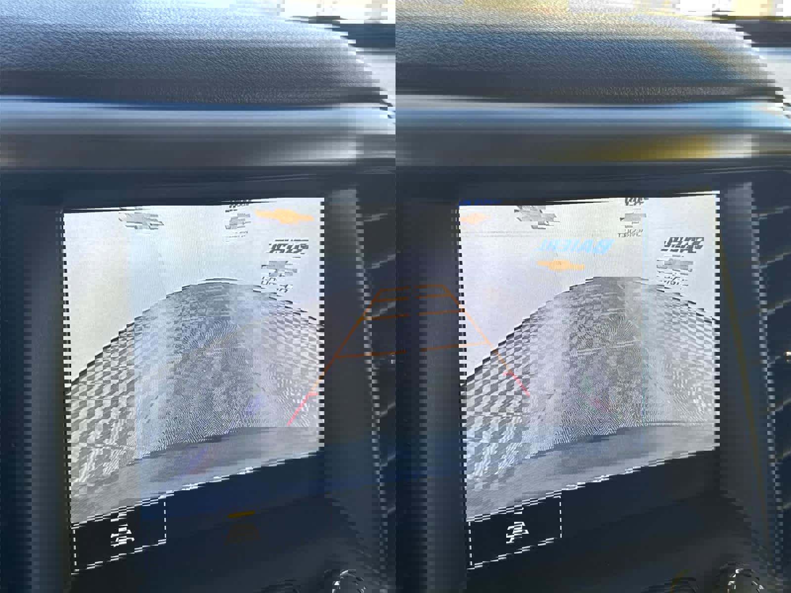 Used 2023 GMC Acadia AT4 w/ Preferred Package image 18