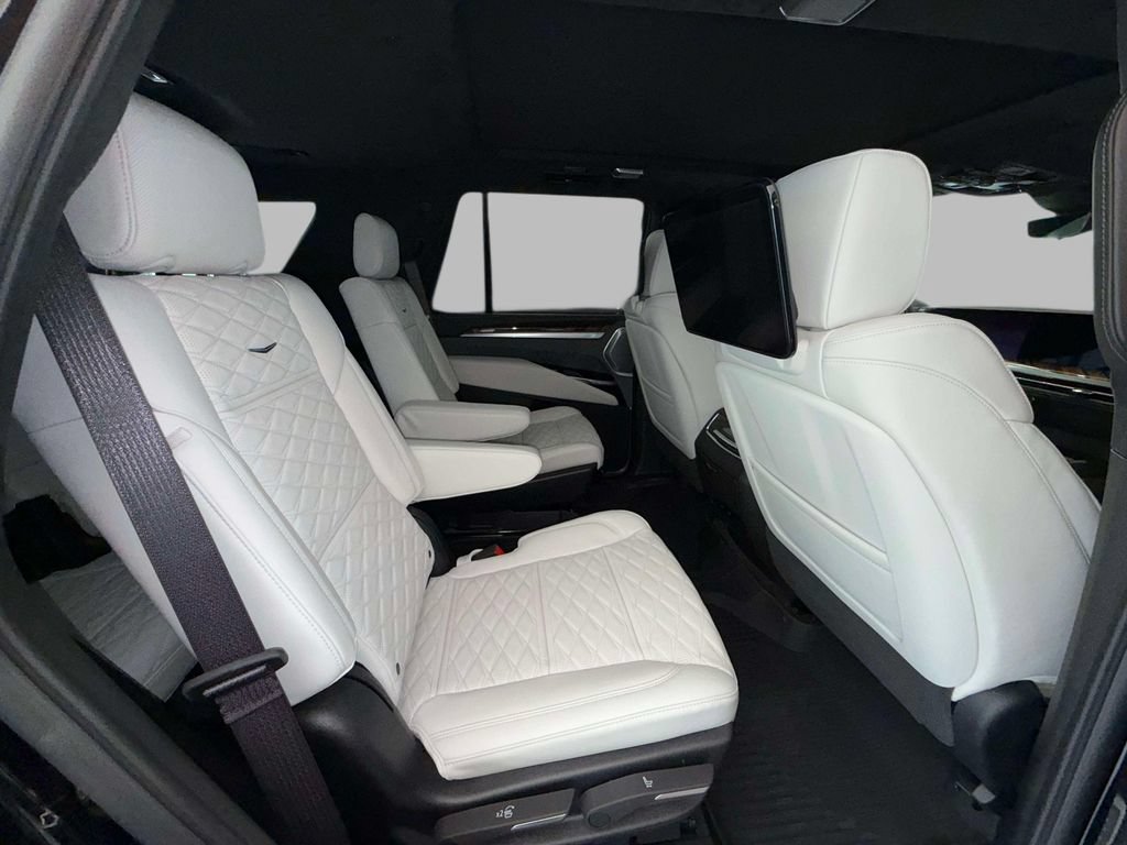 Used 2026 Cadillac Escalade Platinum Sport w/ LPO, ONYX Package AWD/4WD image 14
