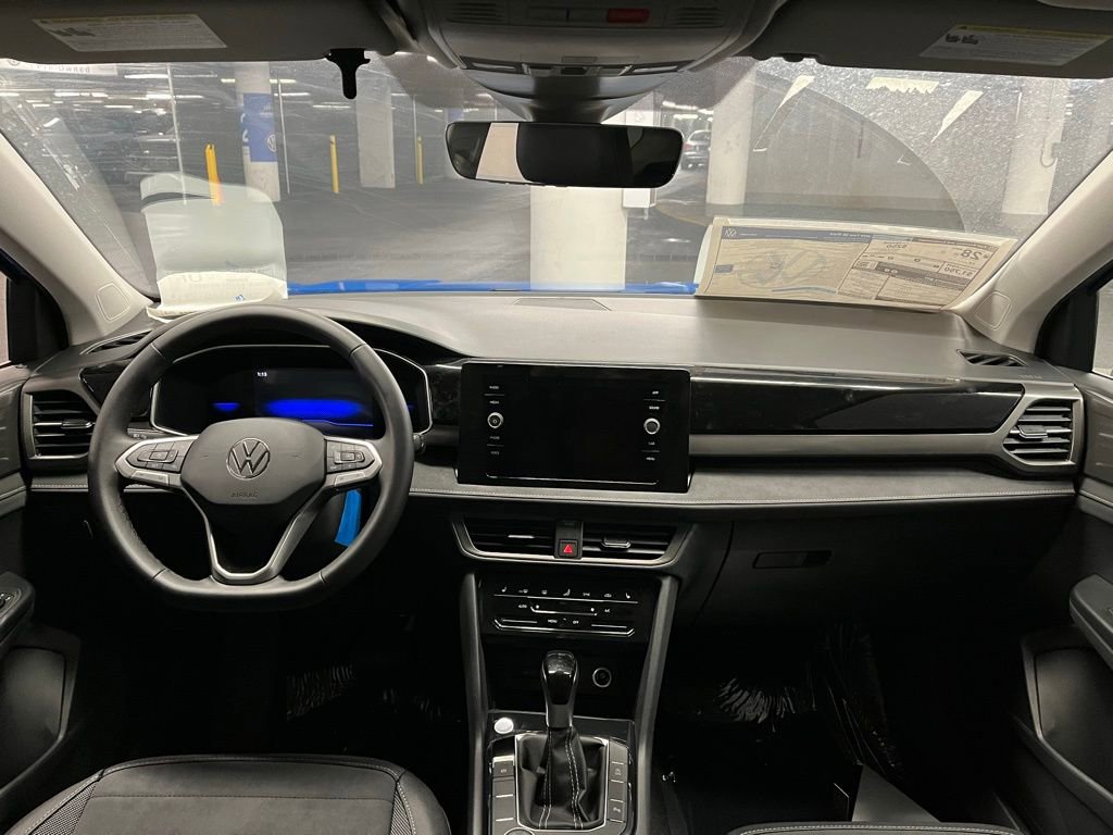 New 2026 Volkswagen Taos SE AWD/4WD image 9