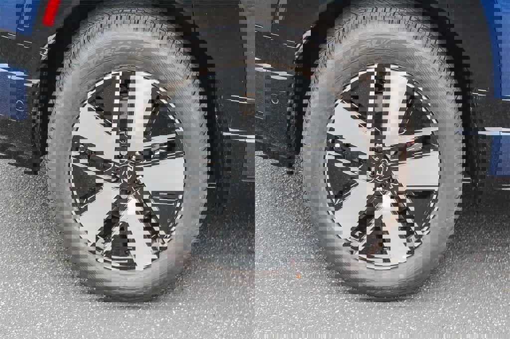 New 2026 Hyundai Ioniq 9 SEL image 8