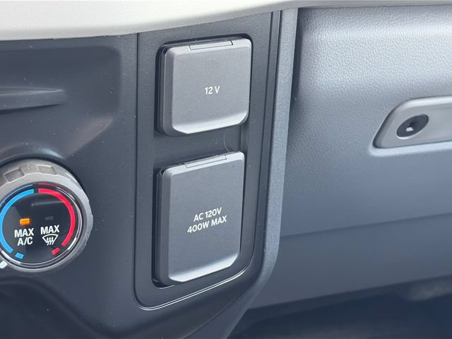New 2026 Ford F550 4x4 Supercab Super Duty image 19