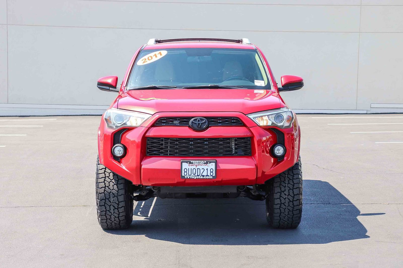 Used 2017 Toyota 4Runner SR5 AWD/4WD image 2