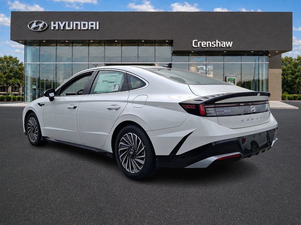New 2025 Hyundai Sonata SEL FWD image 3