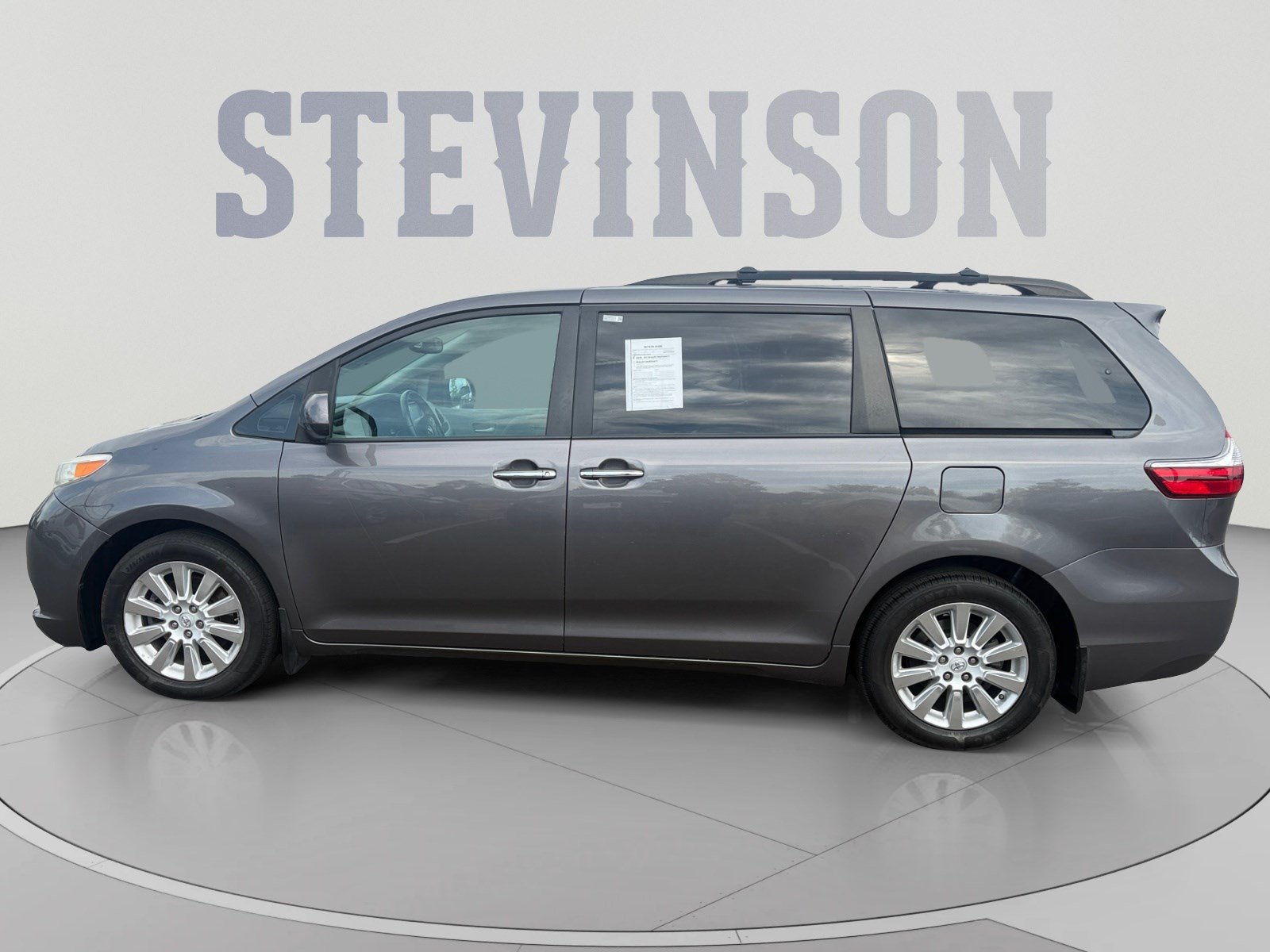 Used 2015 Toyota Sienna XLE Premium AWD/4WD image 2