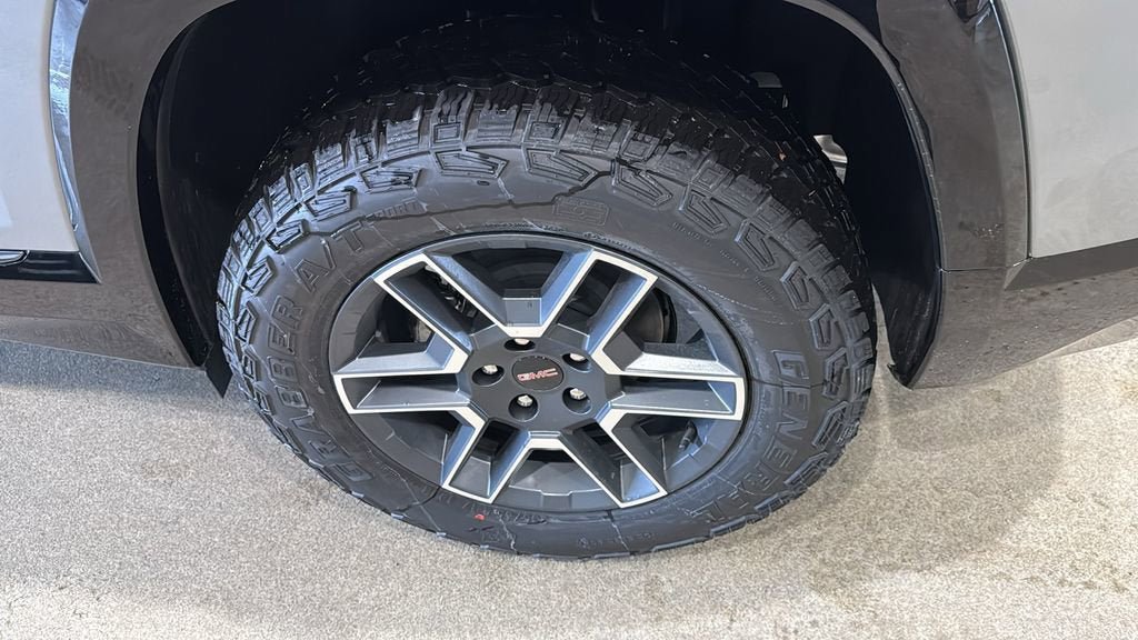 New 2026 GMC Terrain AT4 w/ Convenience Package III AWD/4WD image 10