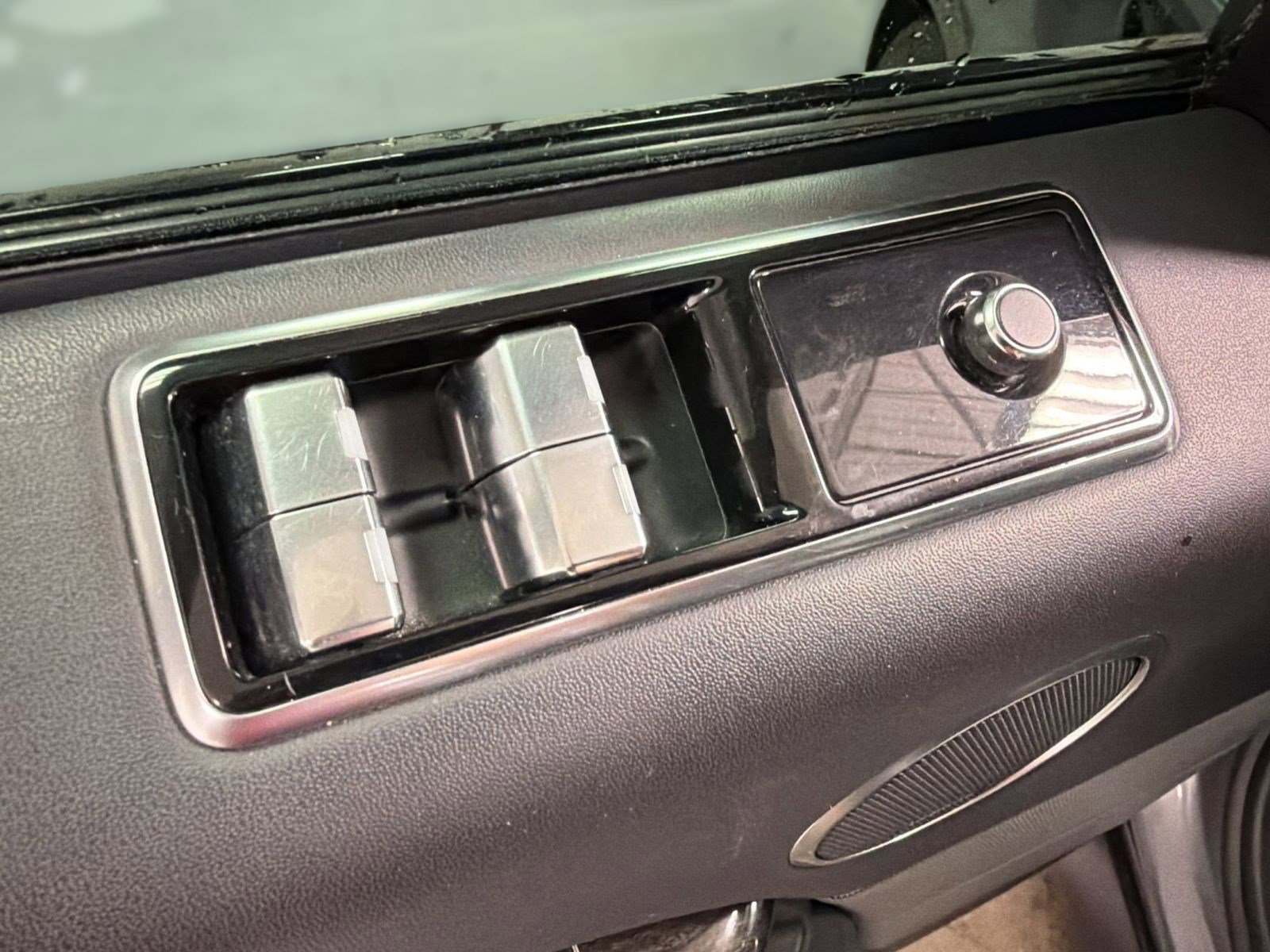 Used 2018 Land Rover Range Rover Sport Supercharged image 12