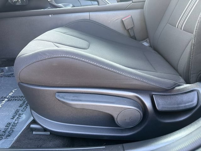 Used 2025 Hyundai Elantra Sport FWD image 12