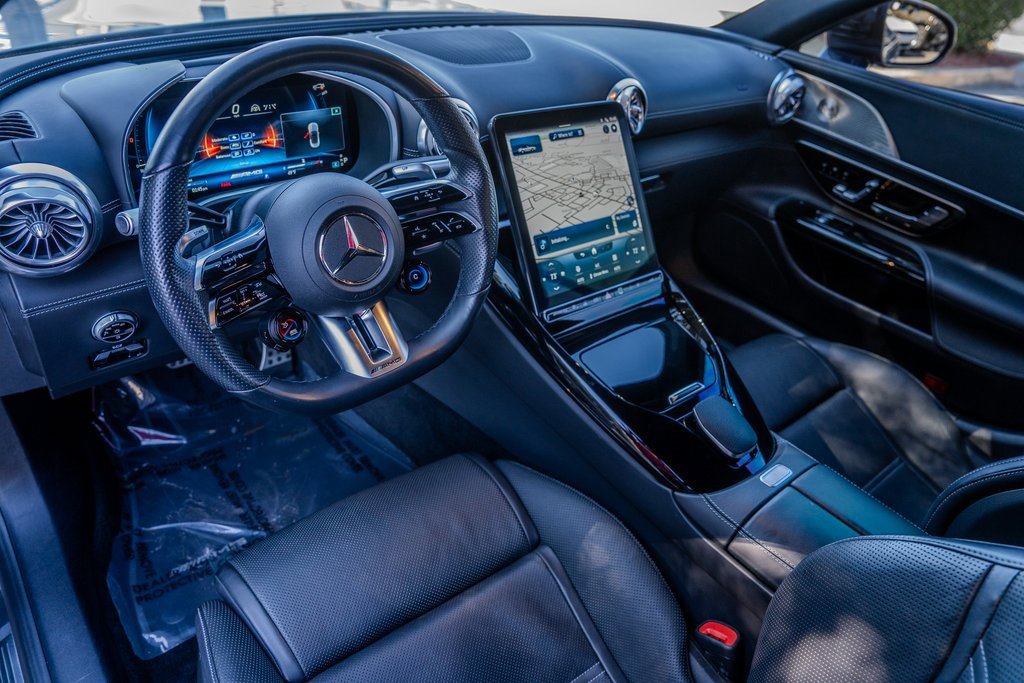 Used 2022 Mercedes-Benz SL 55 AMG 4MATIC image 4