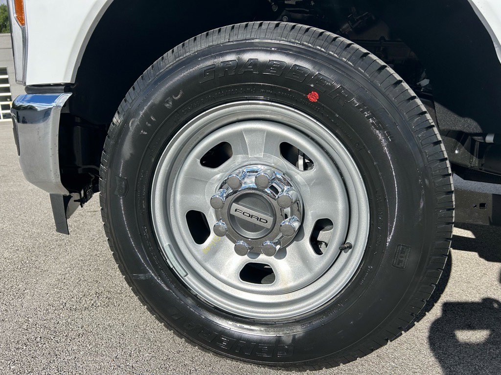 Used 2024 Ford F350 XL w/ XL Driver Assist Package image 40
